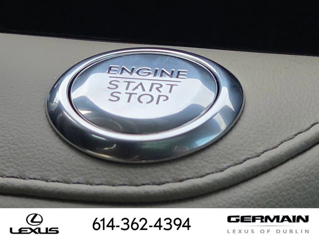 Used 2024 Lincoln Nautilus Reserve w/ Equipment Group 202A image 23