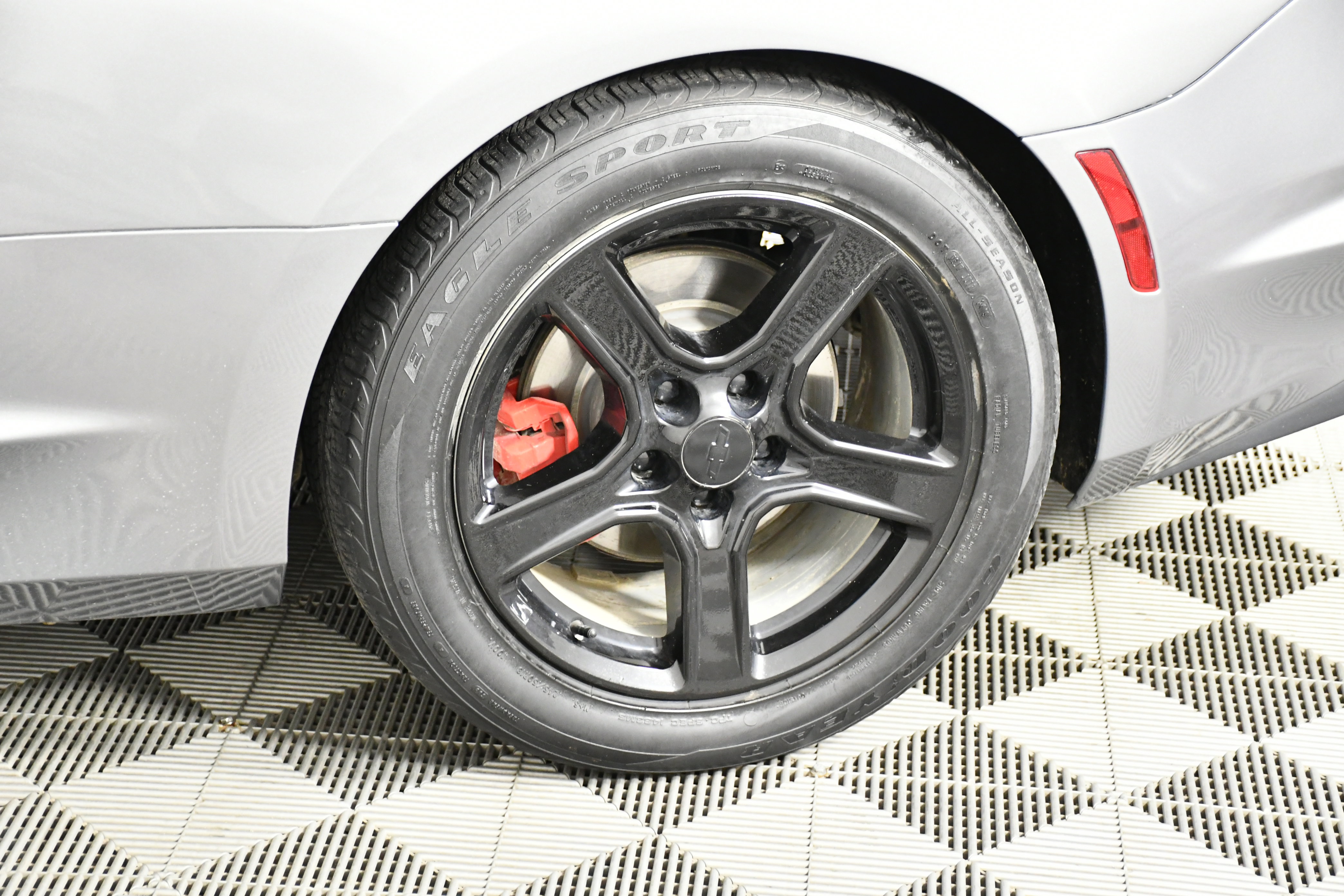 Used 2020 Chevrolet Camaro LT image 47