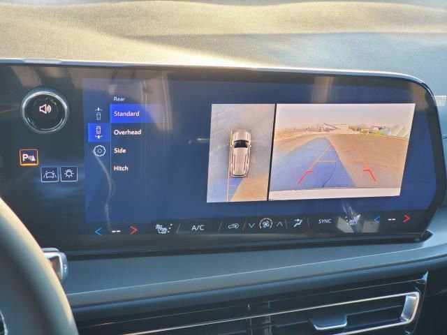 New 2026 Chevrolet Traverse LT w/ Driver Confidence Package image 26