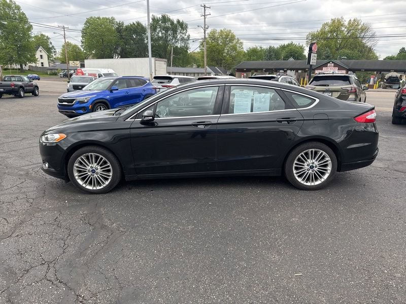 Used 2014 Ford Fusion SE w/ Equipment Group 202A FWD image 4