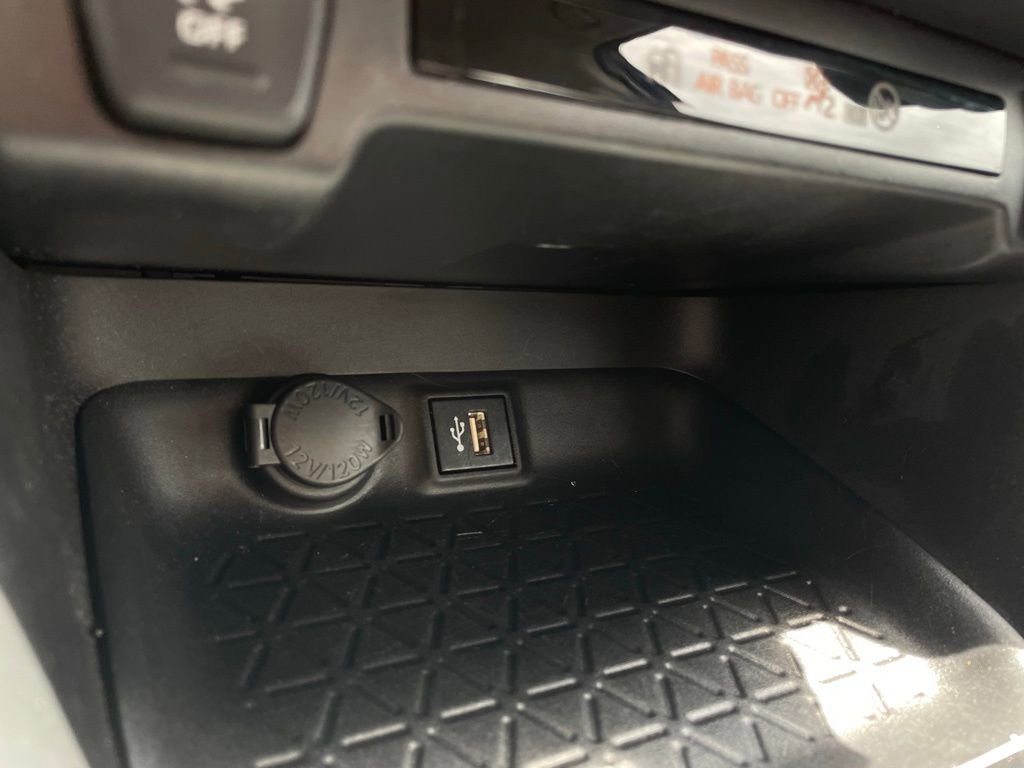 Used 2023 Toyota RAV4 XLE FWD image 19