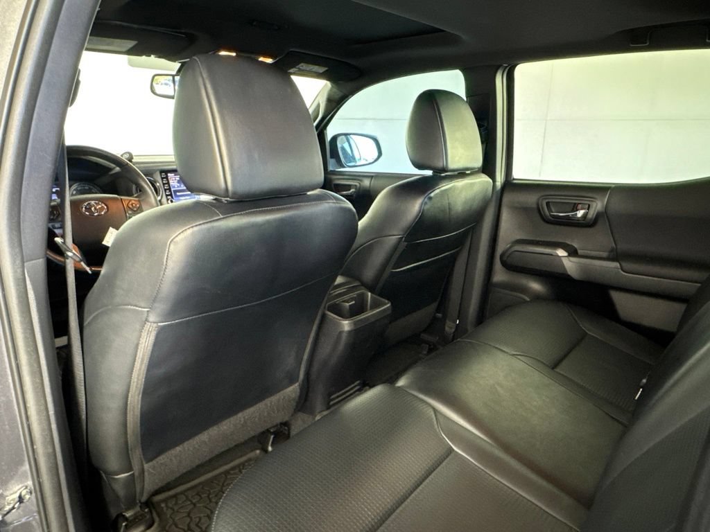 Used 2021 Toyota Tacoma TRD Pro AWD/4WD image 38
