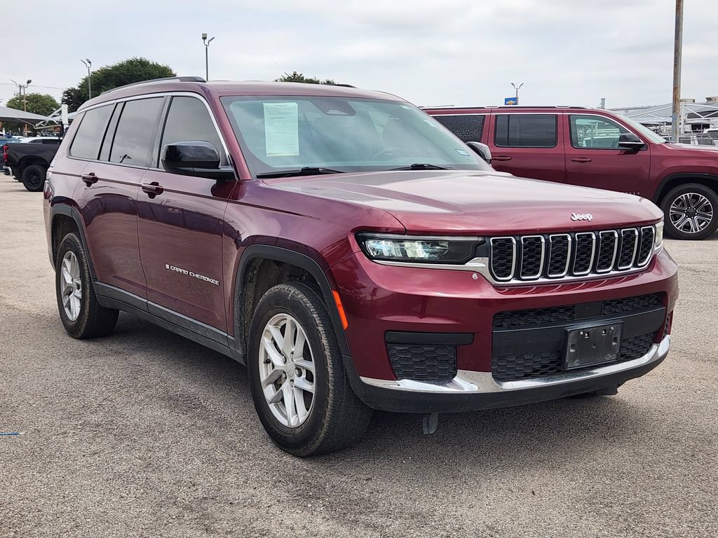 Used 2021 Jeep Grand Cherokee L Laredo w/ Luxury Tech Group I AWD/4WD image 3