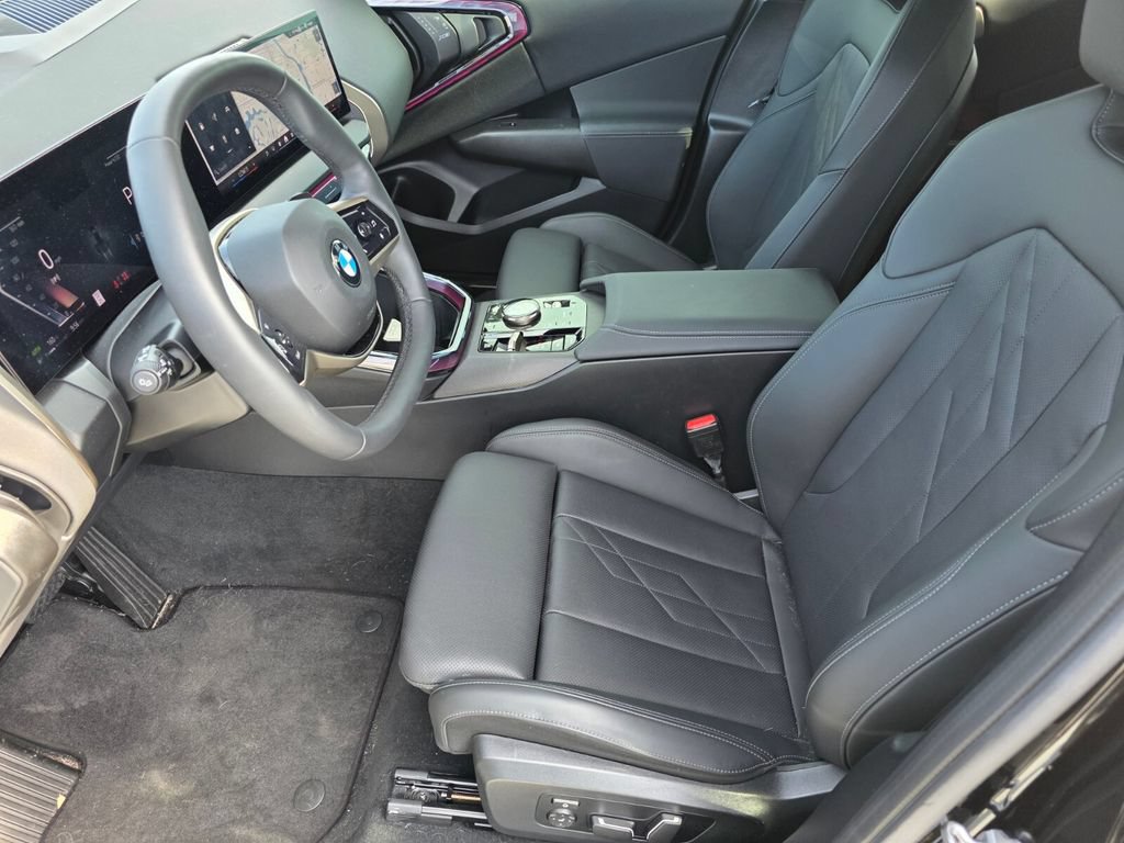 Certified 2025 BMW X3 xDrive30i w/ Convenience Package AWD/4WD image 6