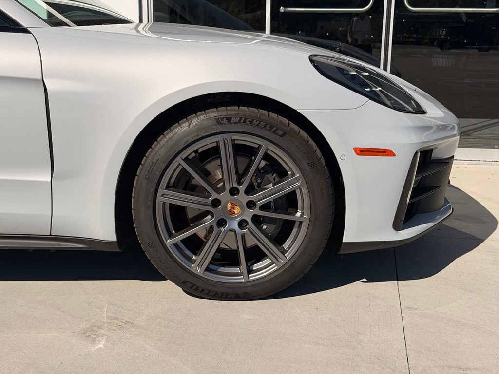 Used 2025 Porsche Panamera 4 AWD/4WD image 8