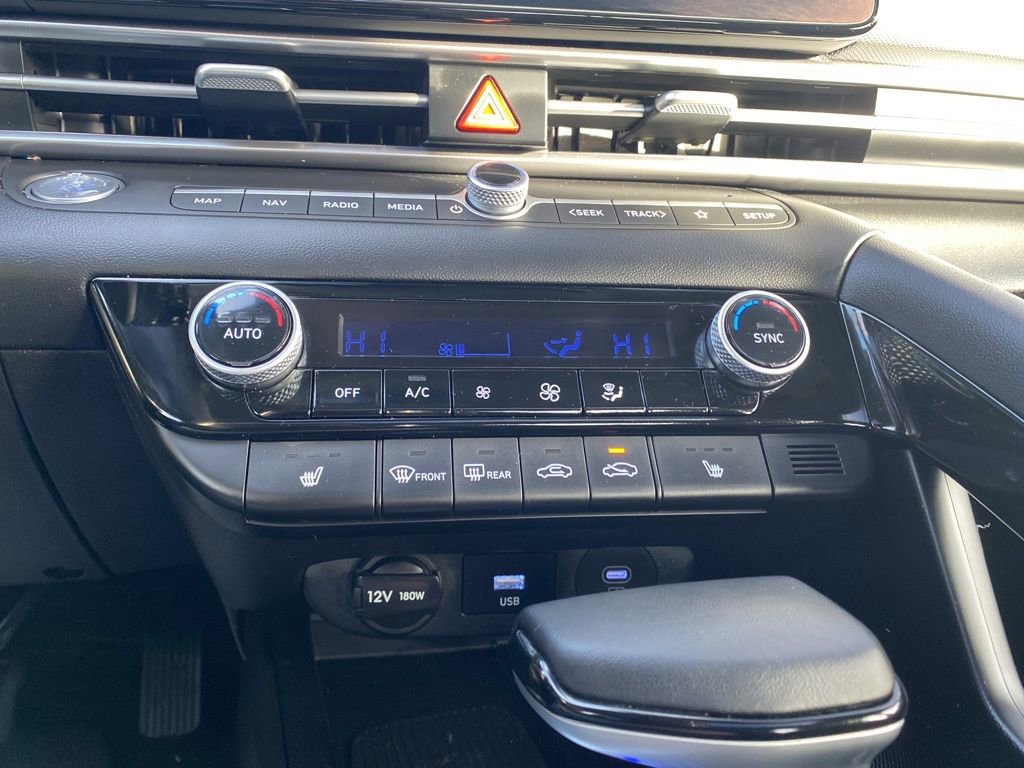 New 2025 Hyundai Elantra SEL w/ Cargo Package image 18