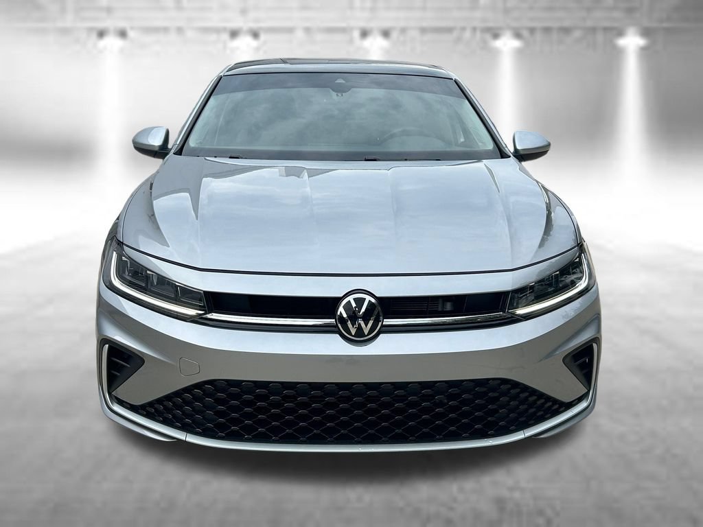 Certified 2025 Volkswagen Jetta SE FWD image 8