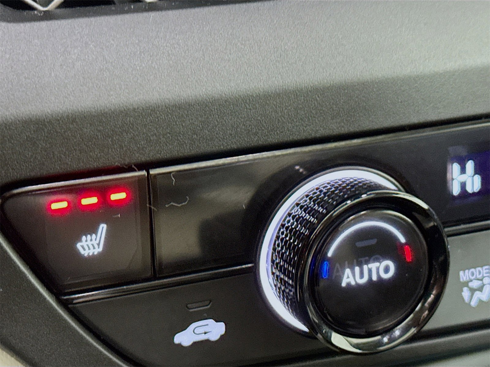 Used 2025 Honda Accord SE image 17