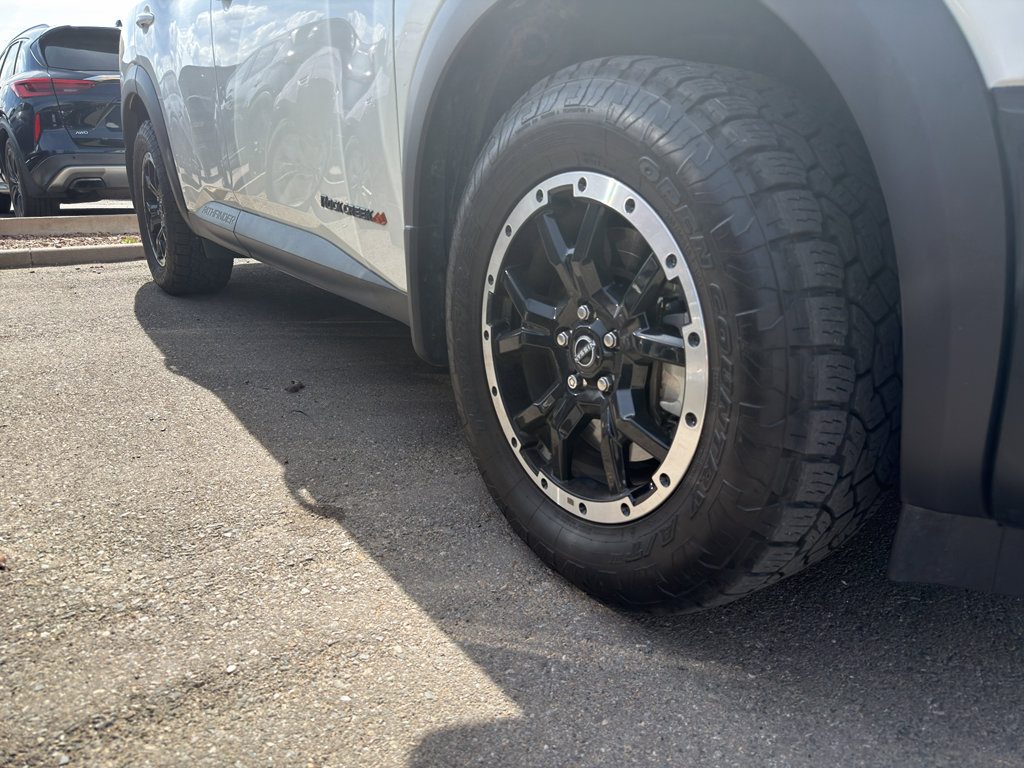 Used 2024 Nissan Pathfinder Rock Creek AWD/4WD image 5