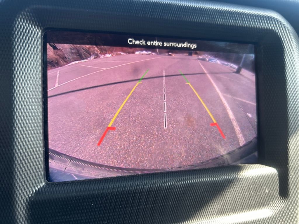 Used 2018 Jeep Wrangler Unlimited Sahara w/ Cold Weather Group image 14