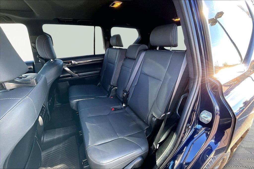 Used 2023 Lexus GX 460 Premium image 21