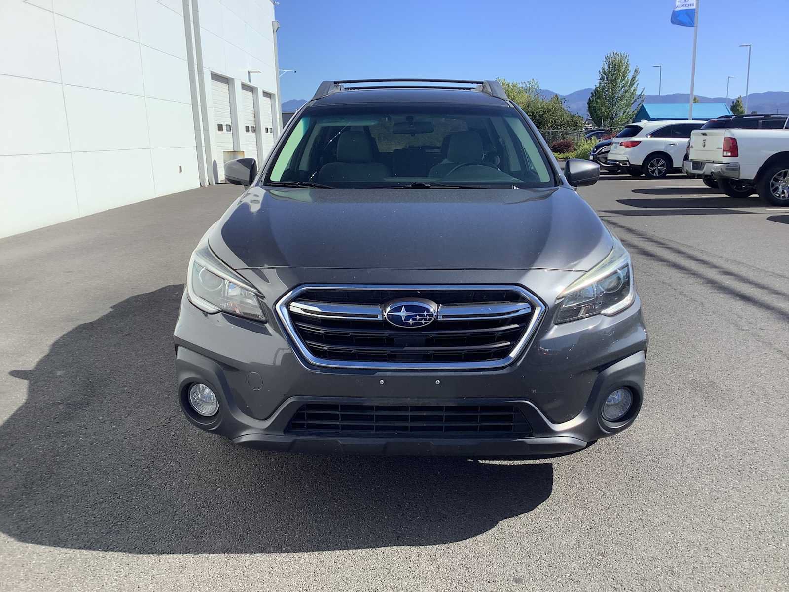 Used 2018 Subaru Outback 2.5i Premium AWD/4WD image 8