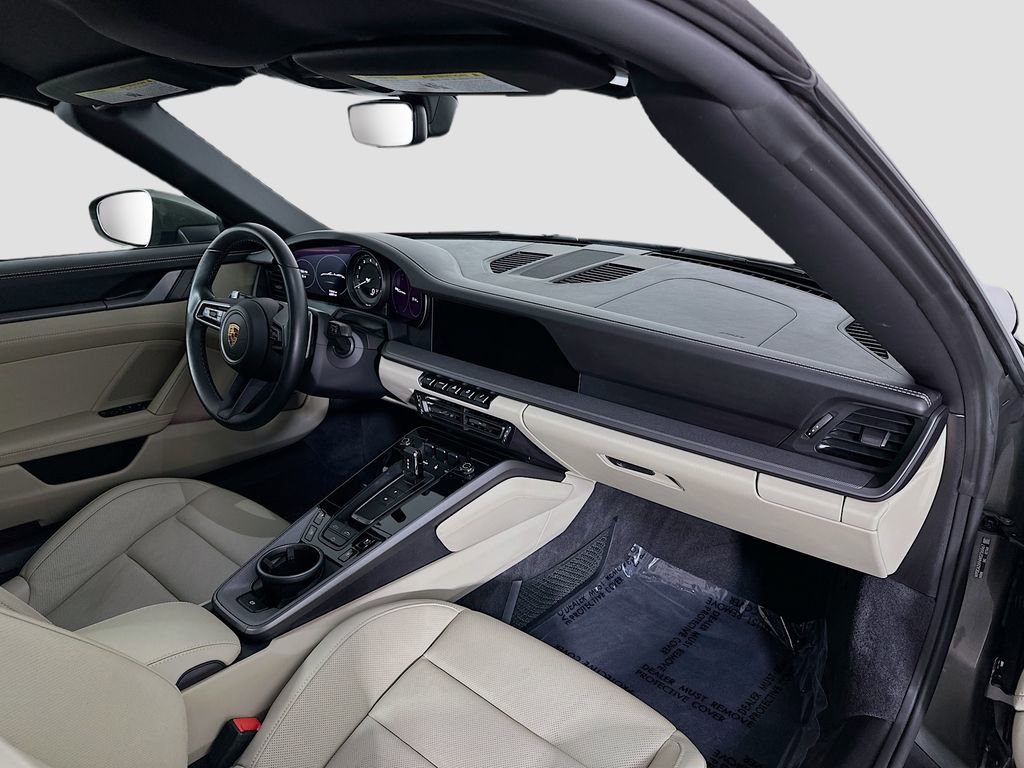 Used 2022 Porsche 911 Carrera image 31