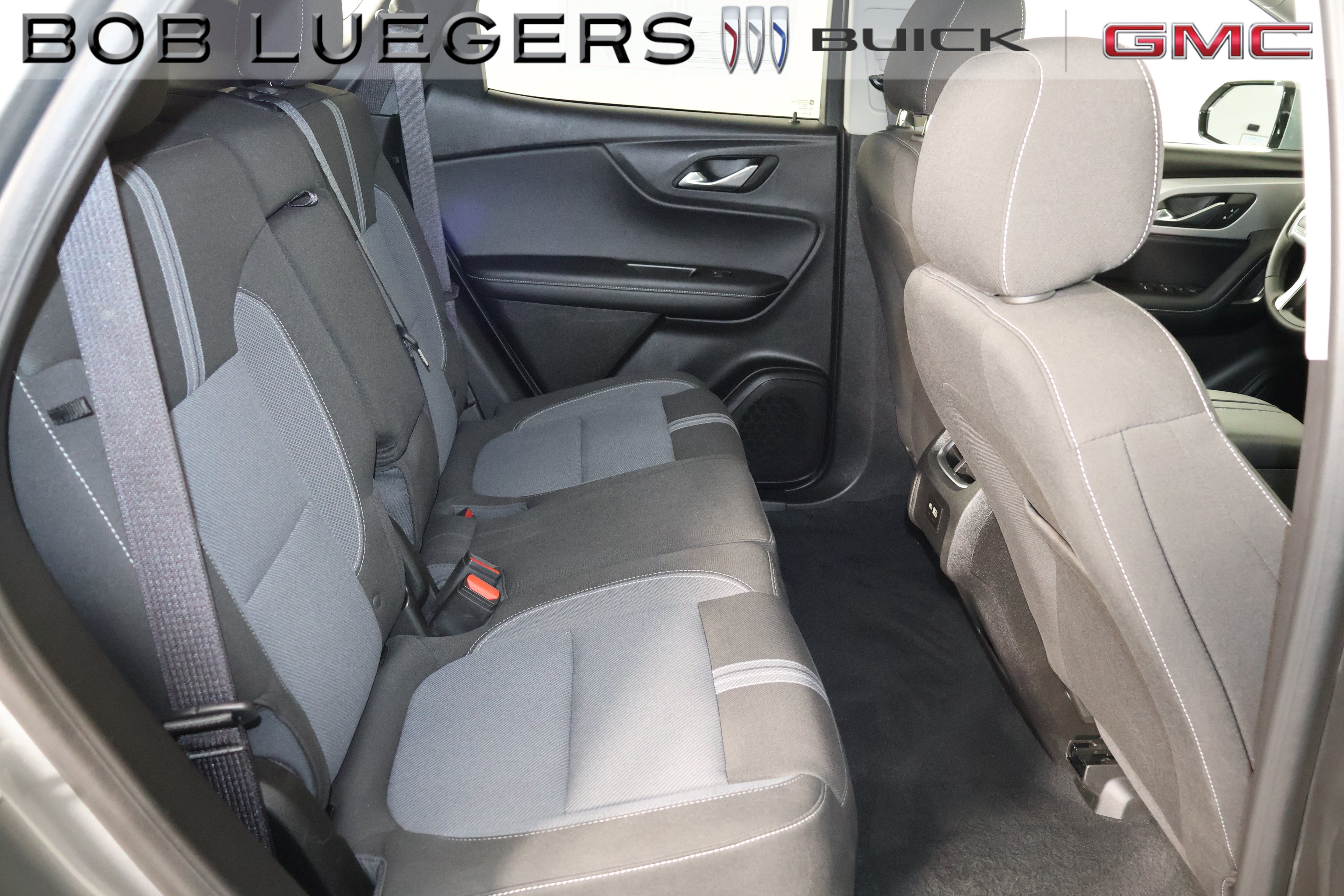 Certified 2025 Chevrolet Blazer LT FWD image 16