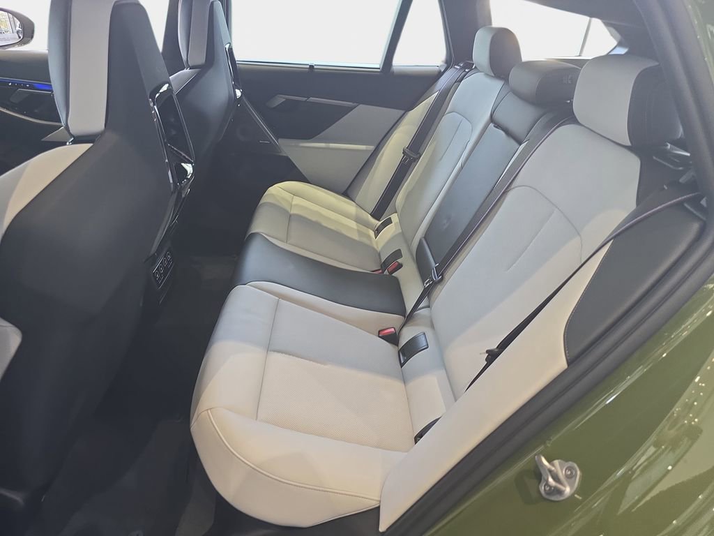 New 2026 BMW M5 Touring image 8