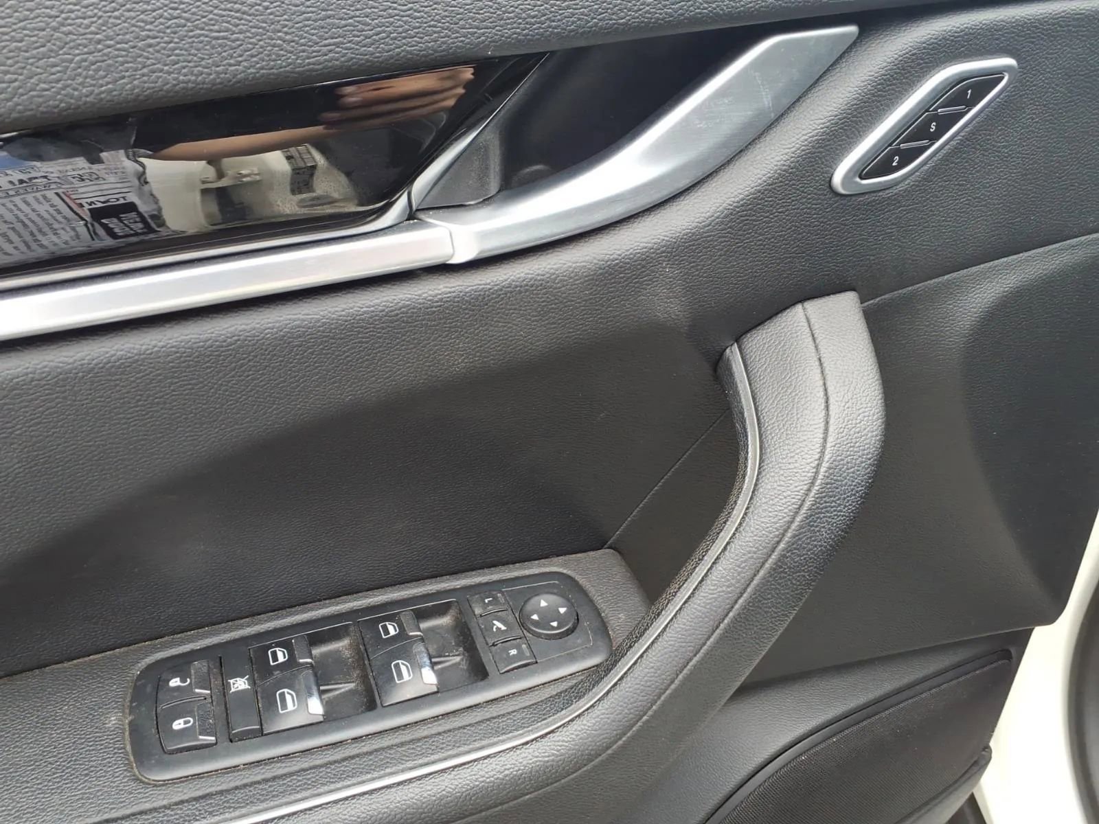 Used 2018 Maserati Levante image 24