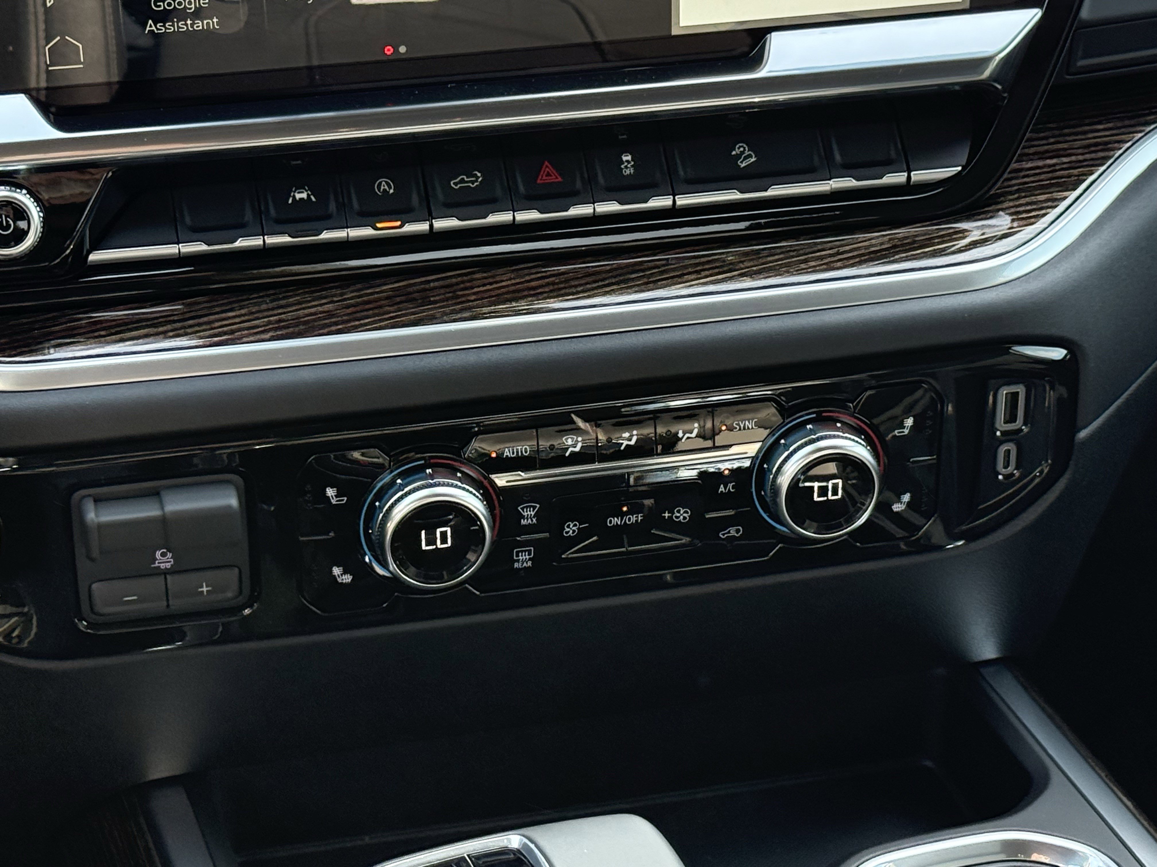 New 2026 GMC Sierra 1500 Elevation image 14