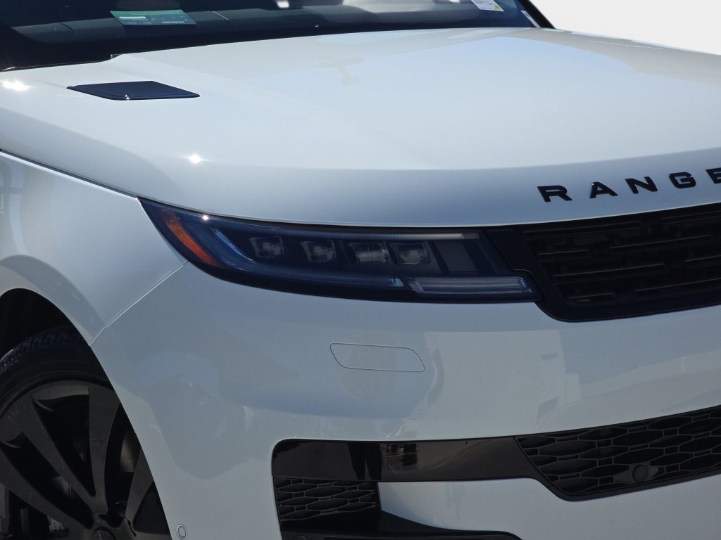 New 2027 Land Rover Range Rover Sport Dynamic SE AWD/4WD image 33