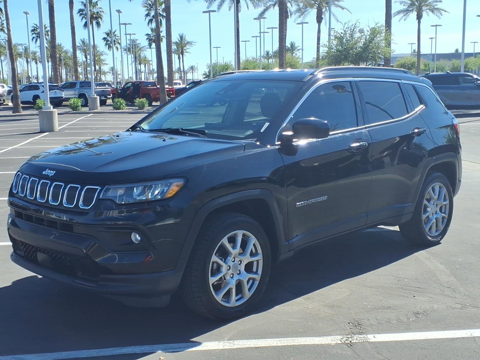 Used 2022 Jeep Compass Latitude image 8