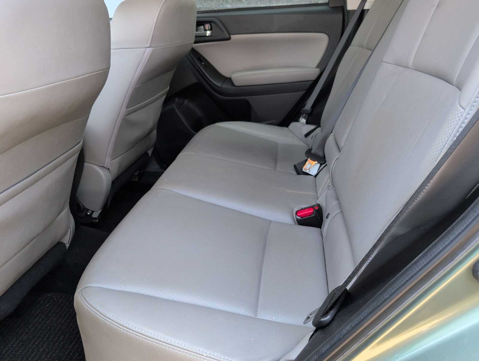 Used 2014 Subaru Forester 2.5i Limited AWD/4WD image 19