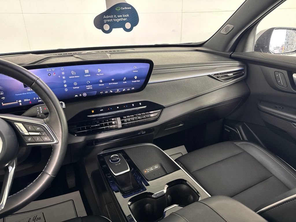 Certified 2025 Buick Enclave Preferred AWD/4WD image 38