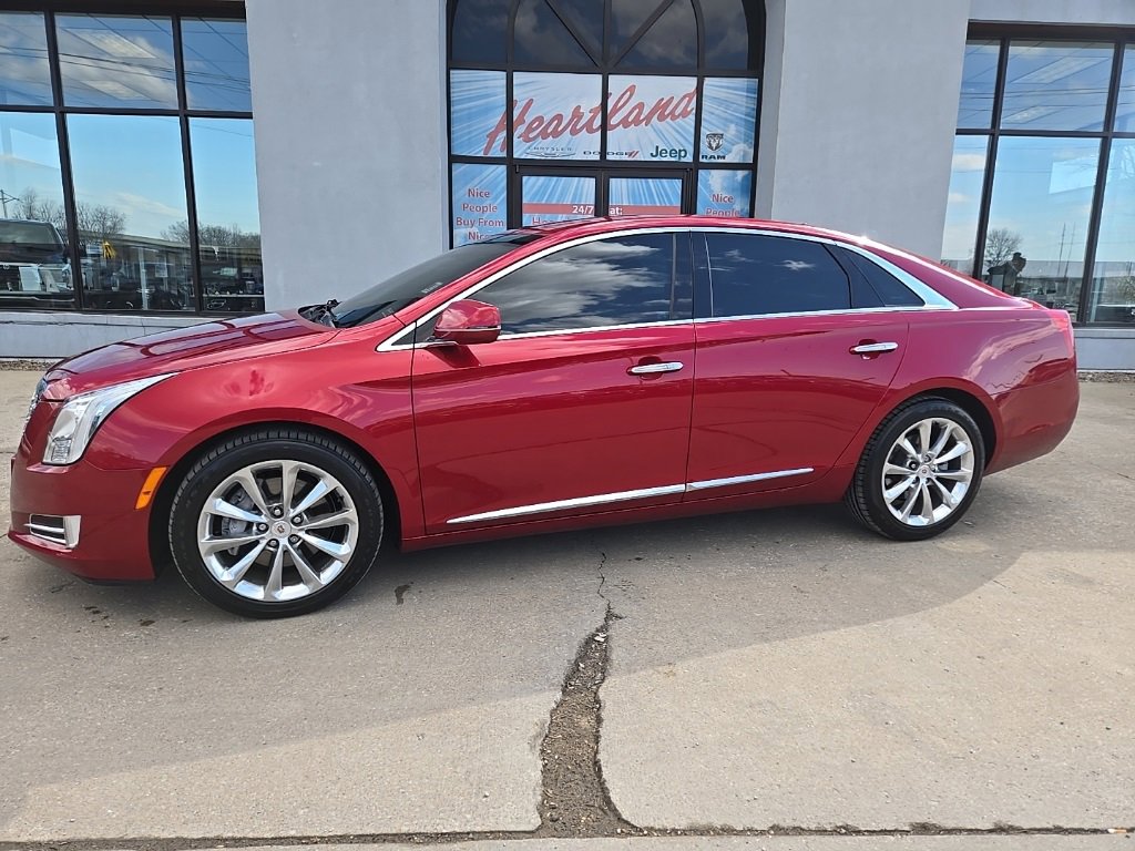Used 2013 Cadillac XTS Luxury w/ Driver Awareness Package image 4
