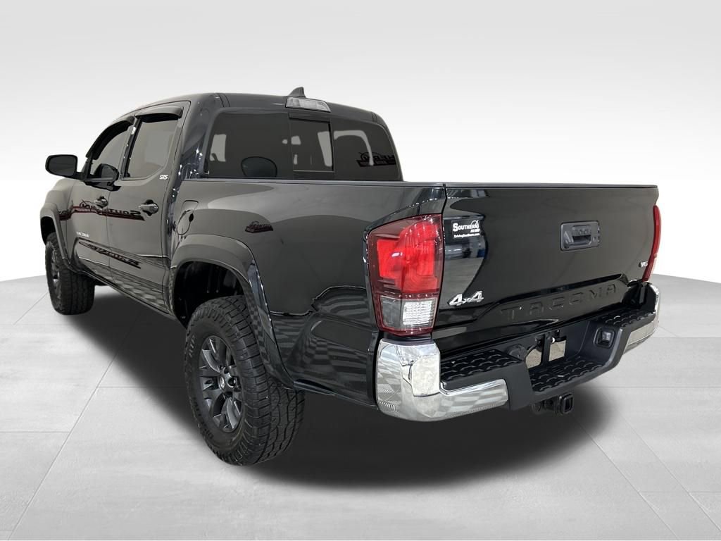 Used 2021 Toyota Tacoma SR5 image 3