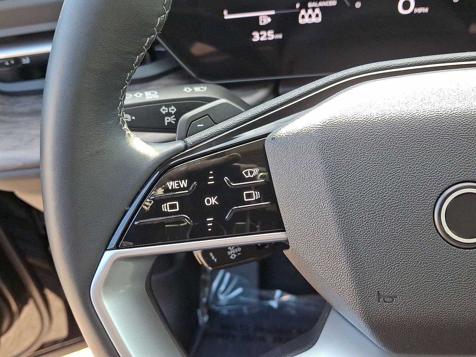 Certified 2025 Audi Q5 Premium Plus w/ Premium Plus image 17