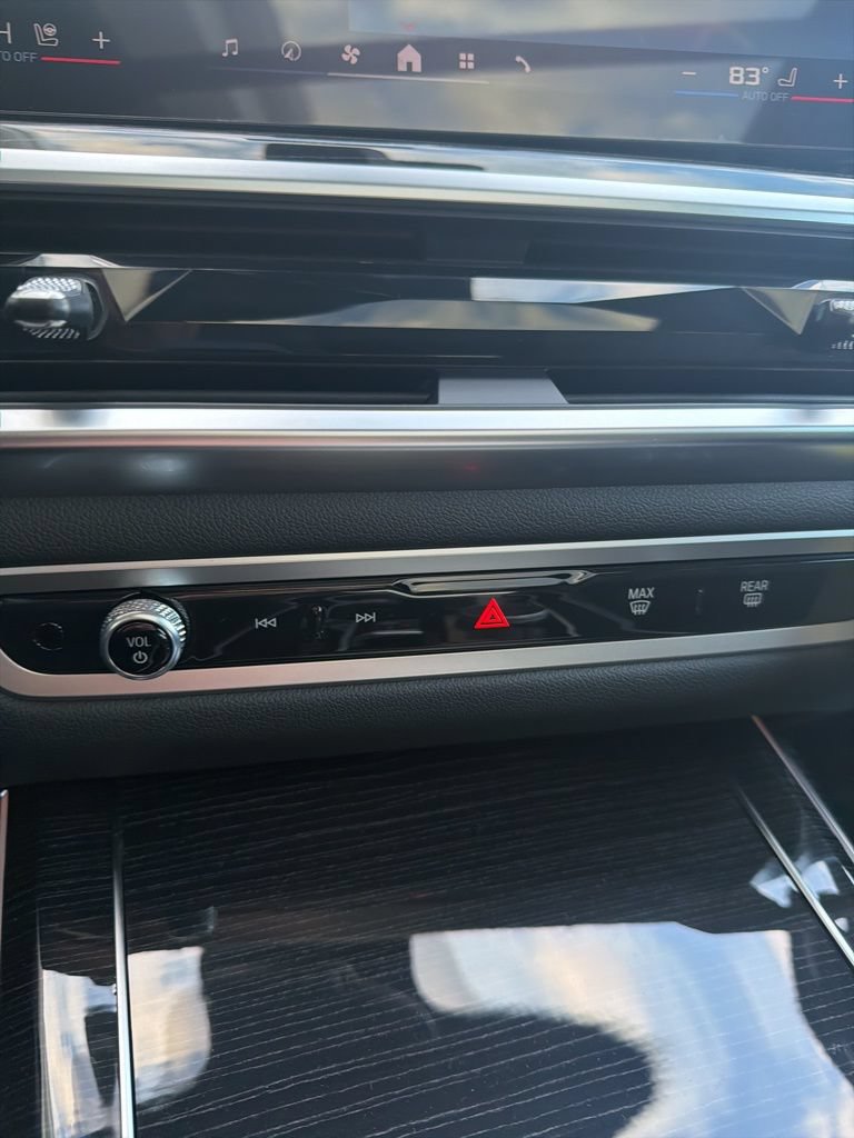 New 2026 BMW X7 M60i AWD/4WD image 47