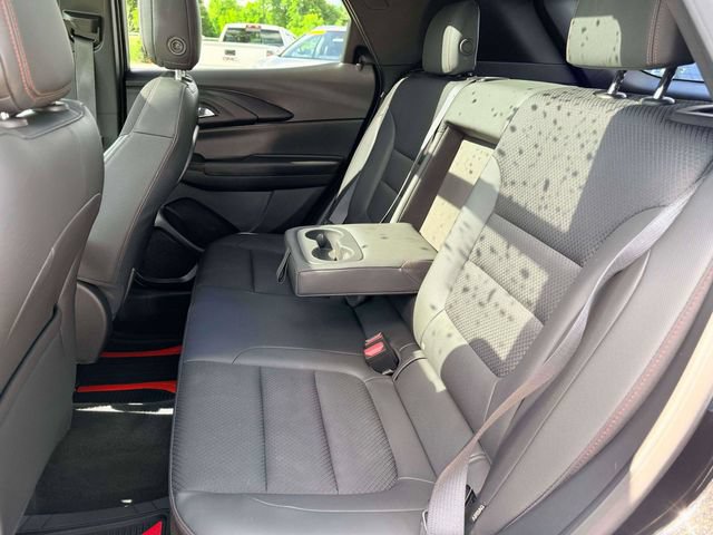 Used 2023 Chevrolet TrailBlazer RS w/ Sun and Liftgate Package AWD/4WD image 12