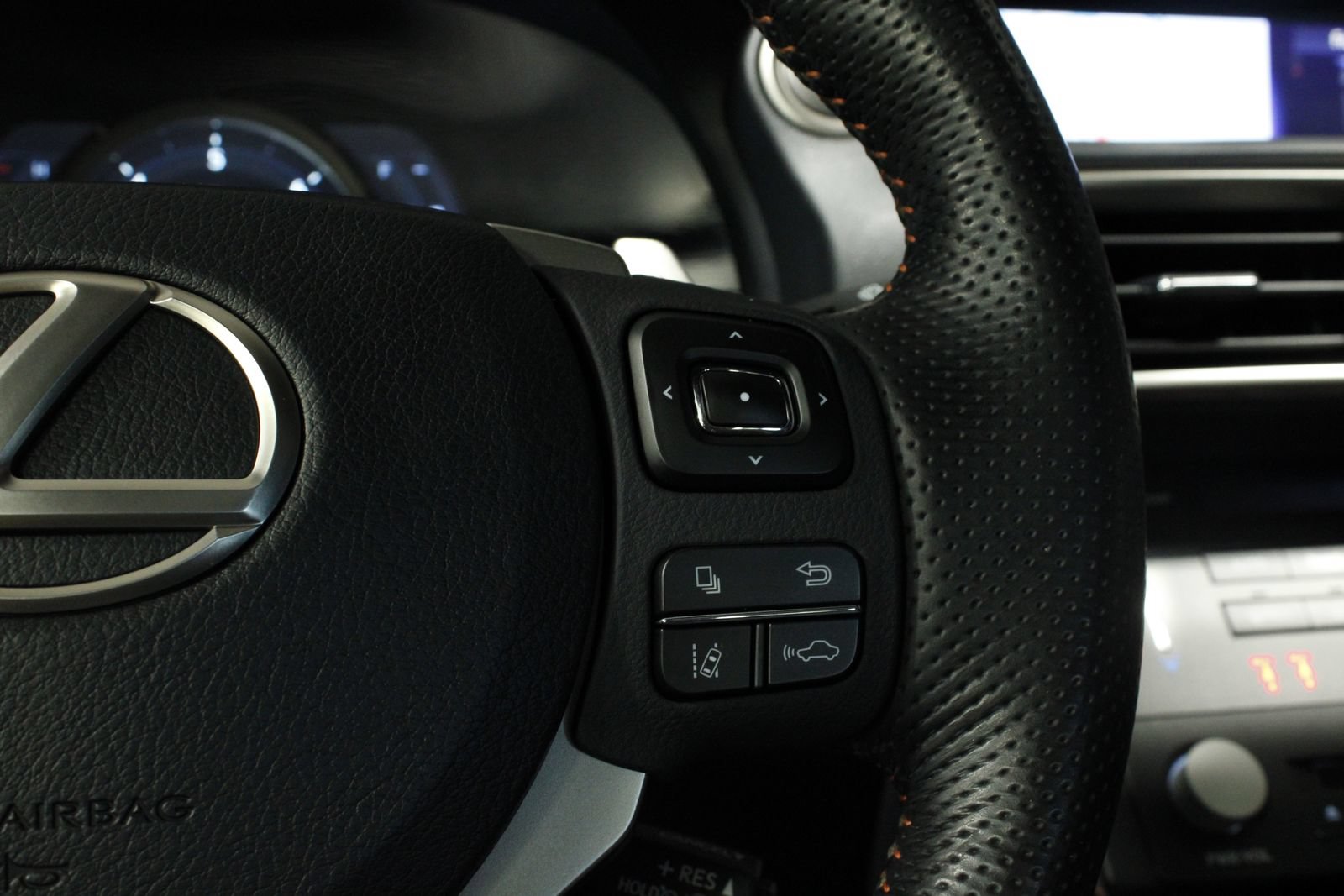 Used 2018 Lexus RC 300 AWD image 25