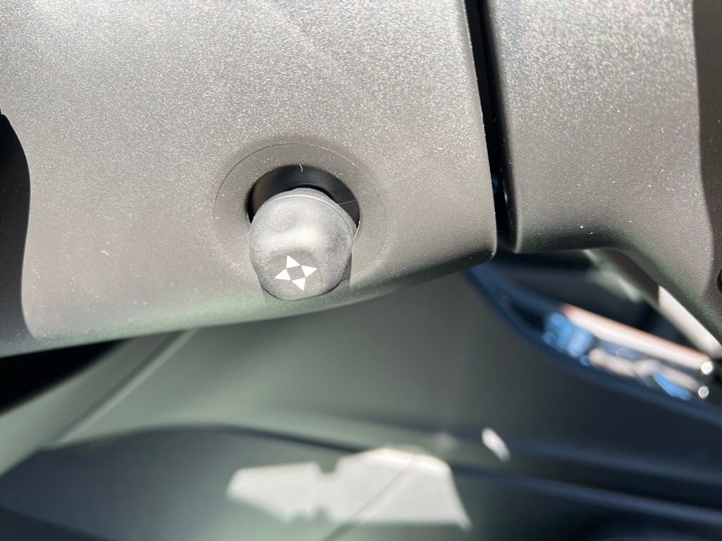 New 2026 Jeep Grand Cherokee L Summit w/ Advanced Protech Group IV image 36