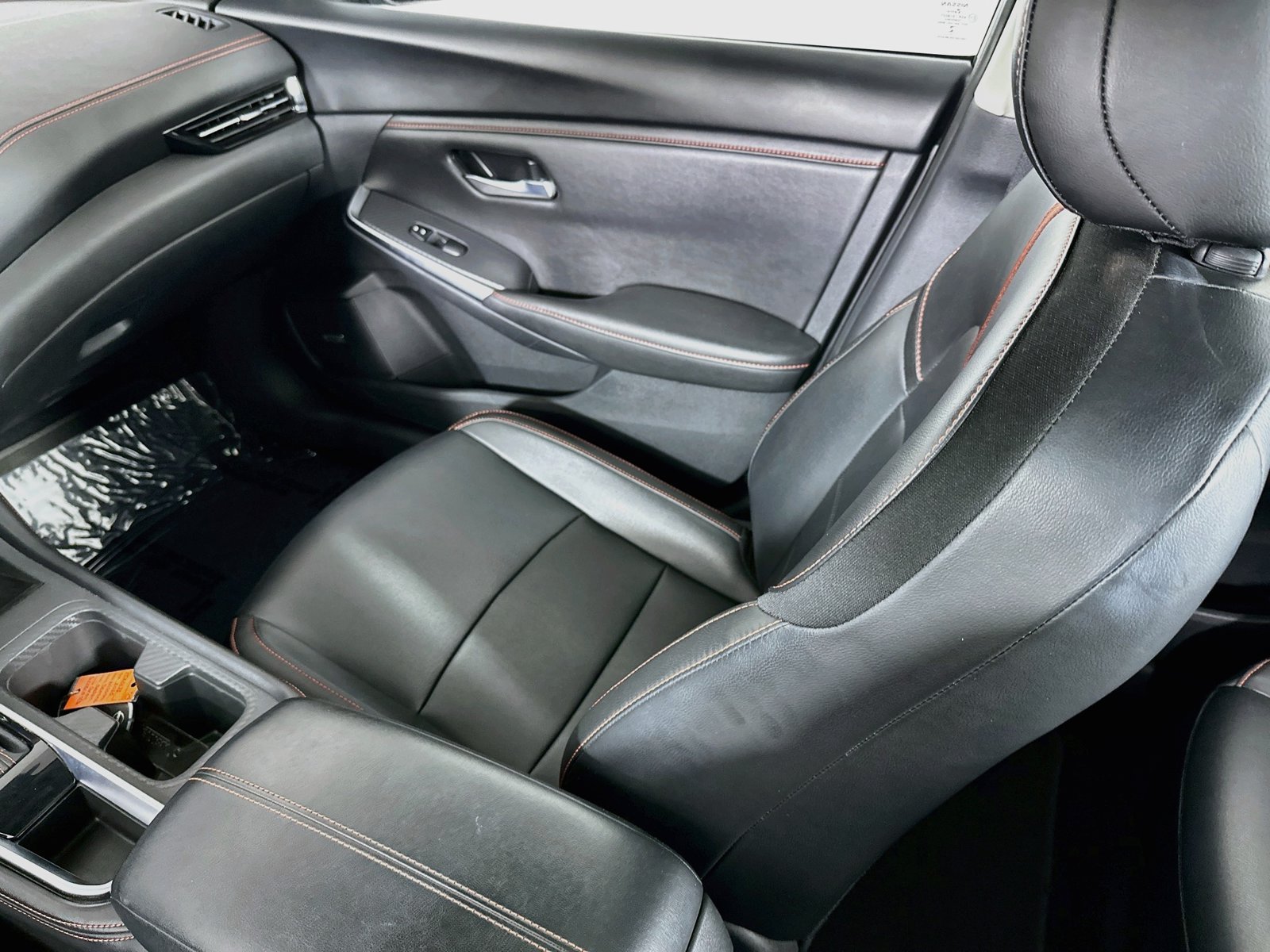 Used 2025 Nissan Sentra SR w/ SR Premium Package FWD image 24