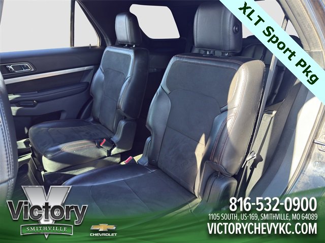 Used 2018 Ford Explorer XLT w/ Equipment Group 202A image 13