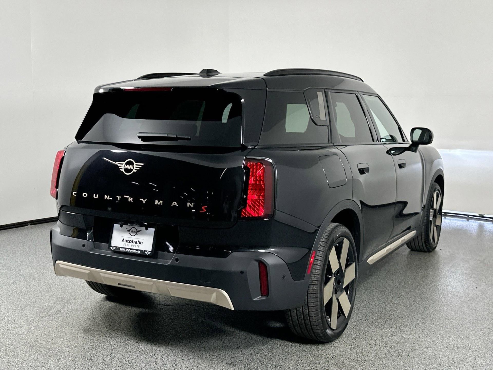 New 2025 MINI Cooper Countryman S w/ Comfort Package Max image 6