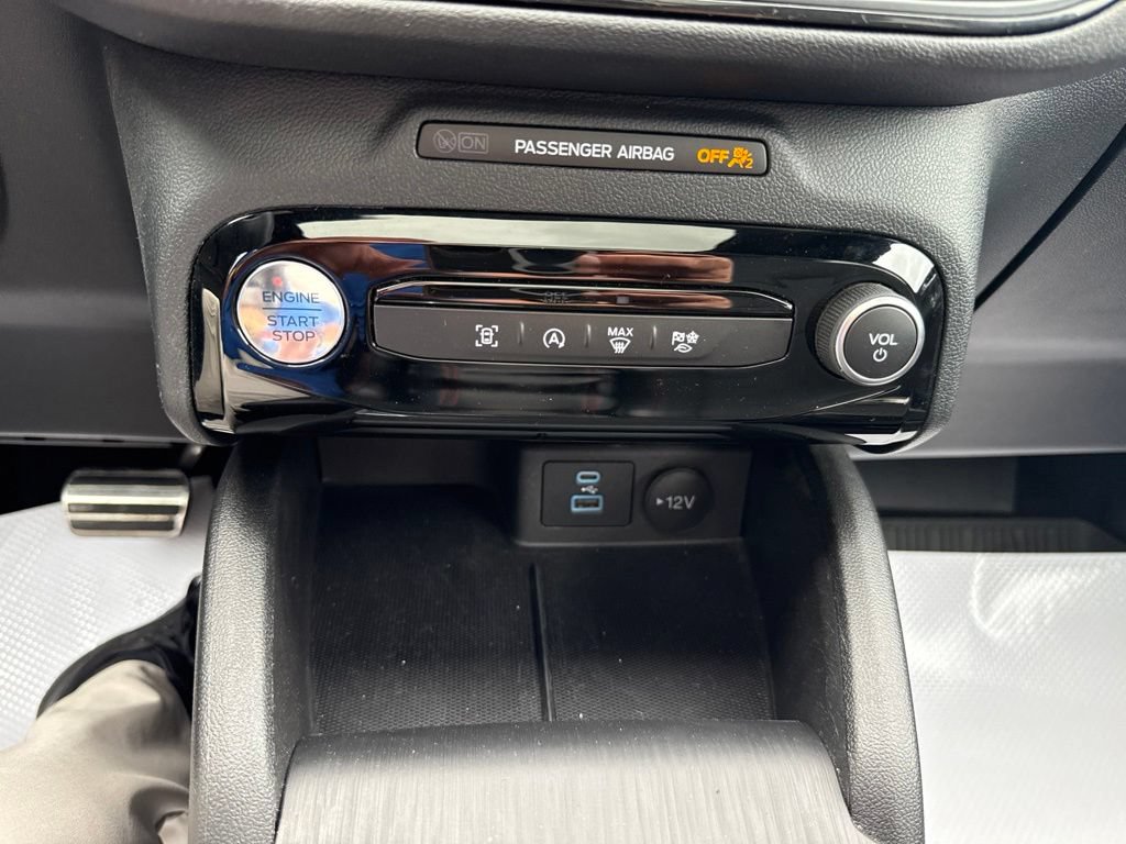 Used 2023 Ford Escape ST-Line w/ Tech Pack #1 AWD/4WD image 16