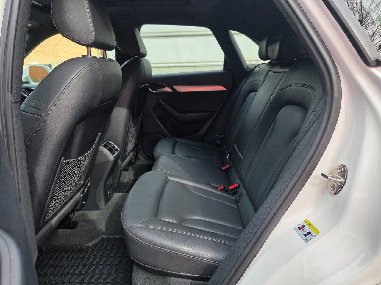 Used 2018 Audi Q3 2.0T Premium w/ Convenience Package FWD image 29