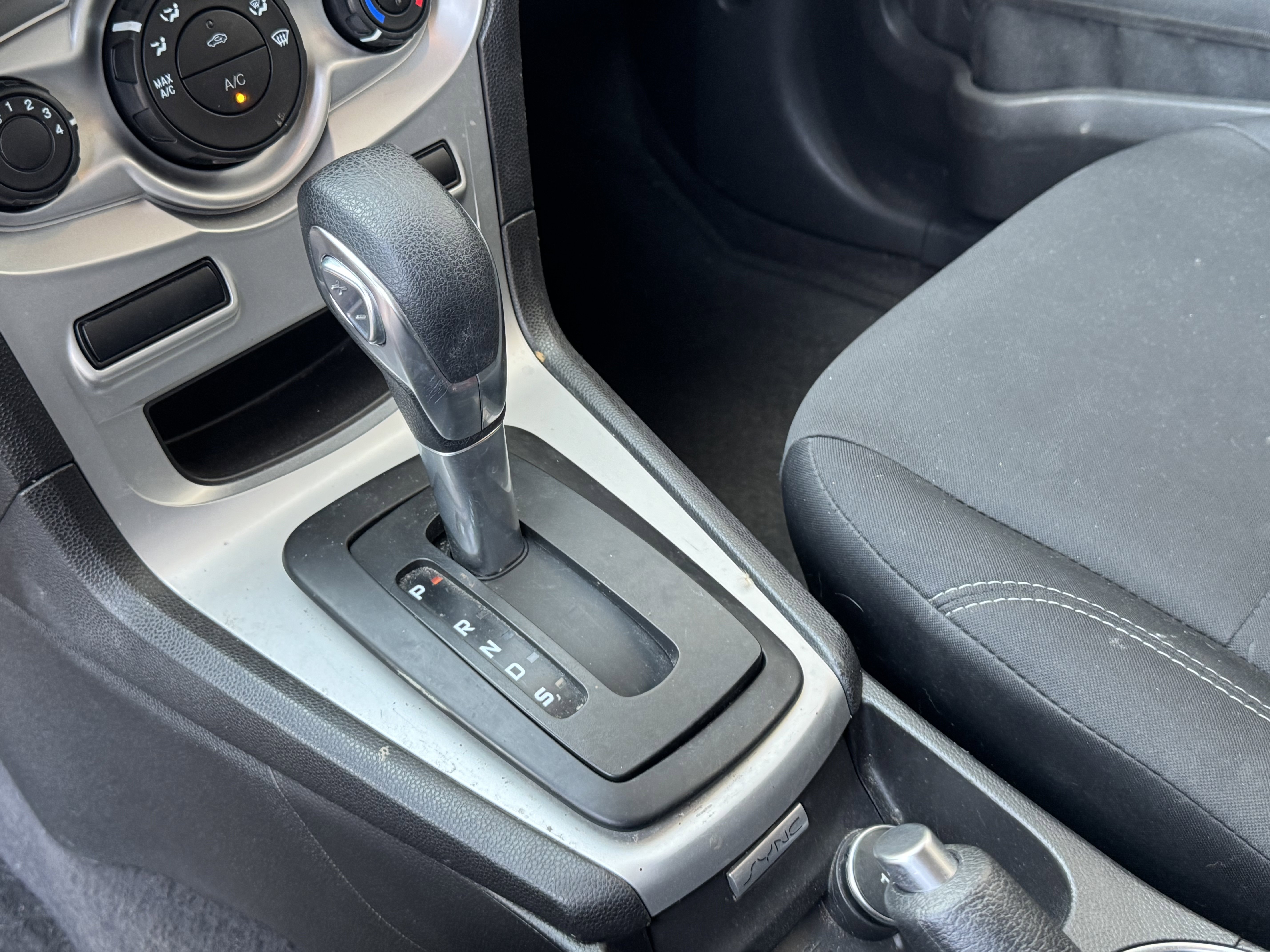 Used 2019 Ford Fiesta SE image 20