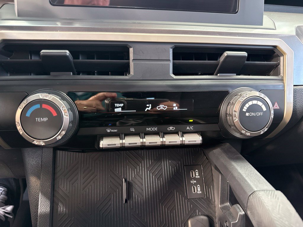Used 2025 Toyota Tacoma SR5 RWD image 31