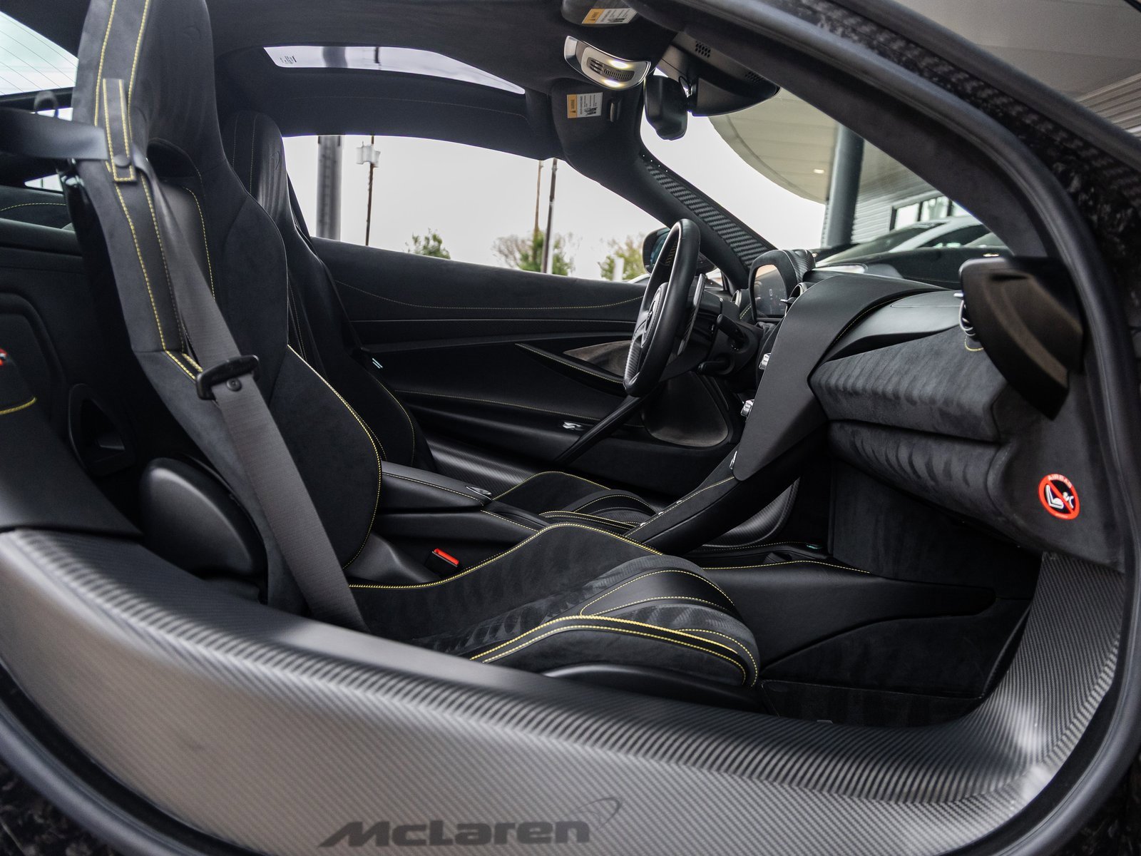 Used 2019 McLaren 720S image 37