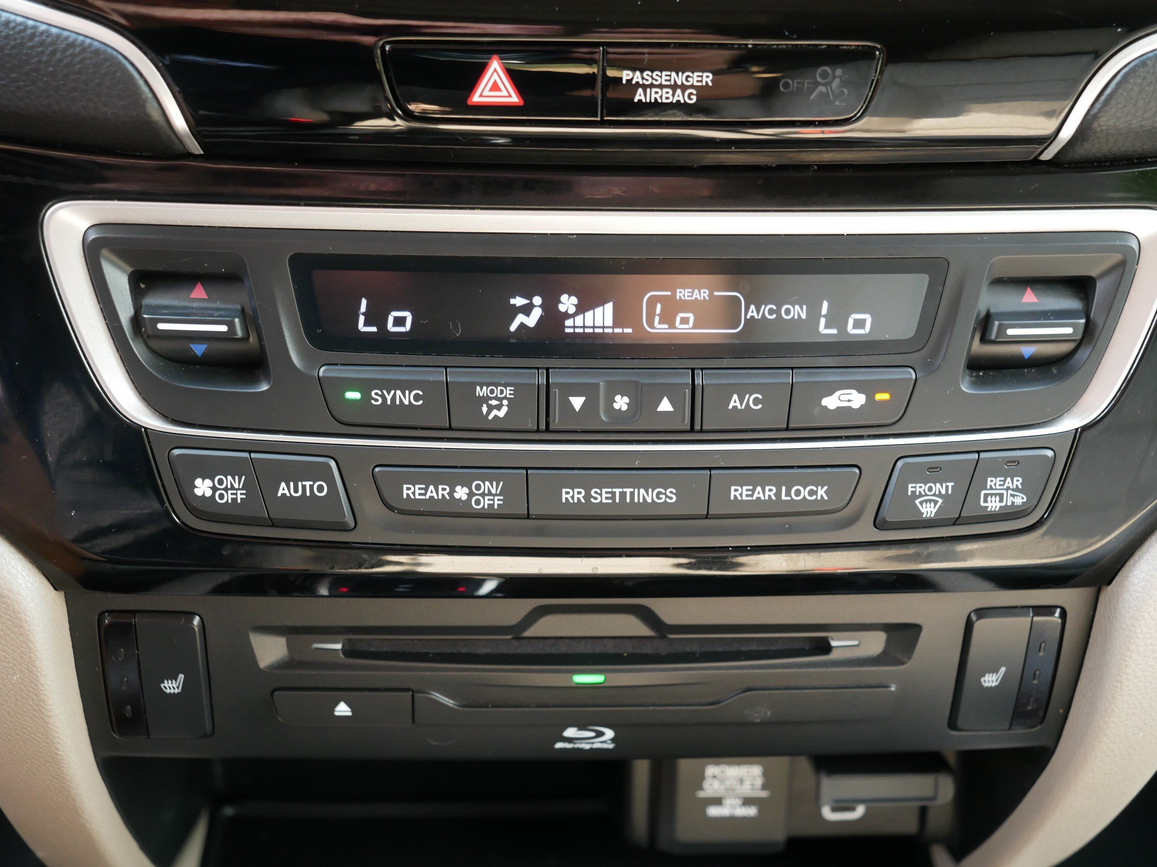 Used 2021 Honda Pilot Touring image 23