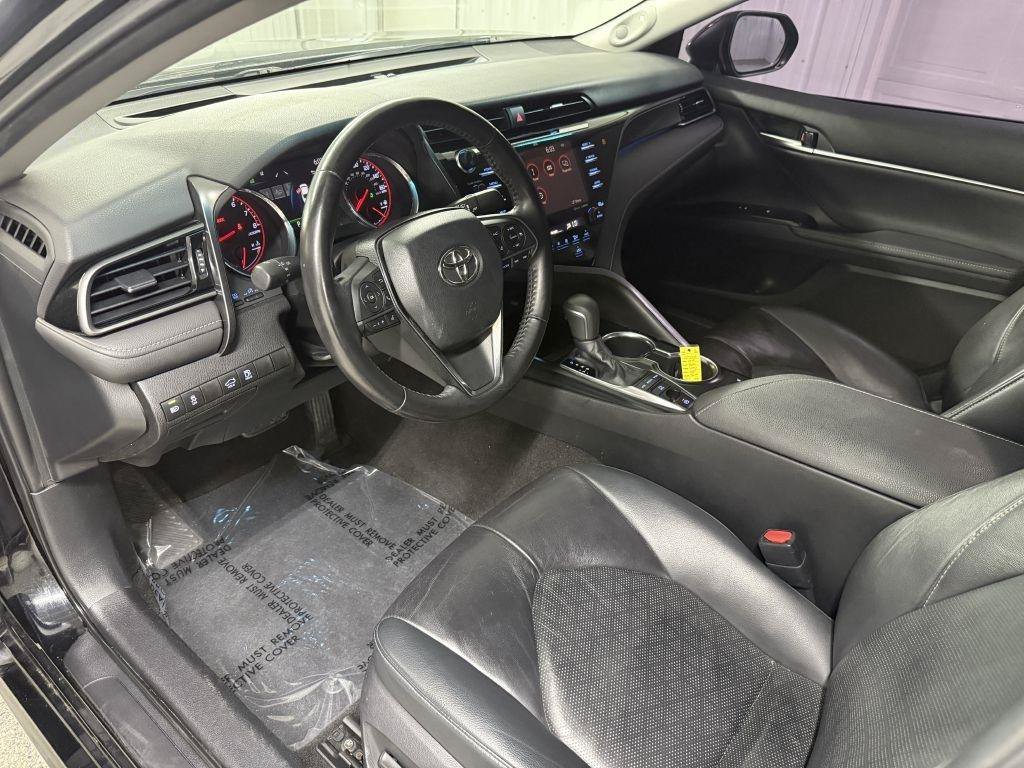 Used 2019 Toyota Camry XSE FWD image 13