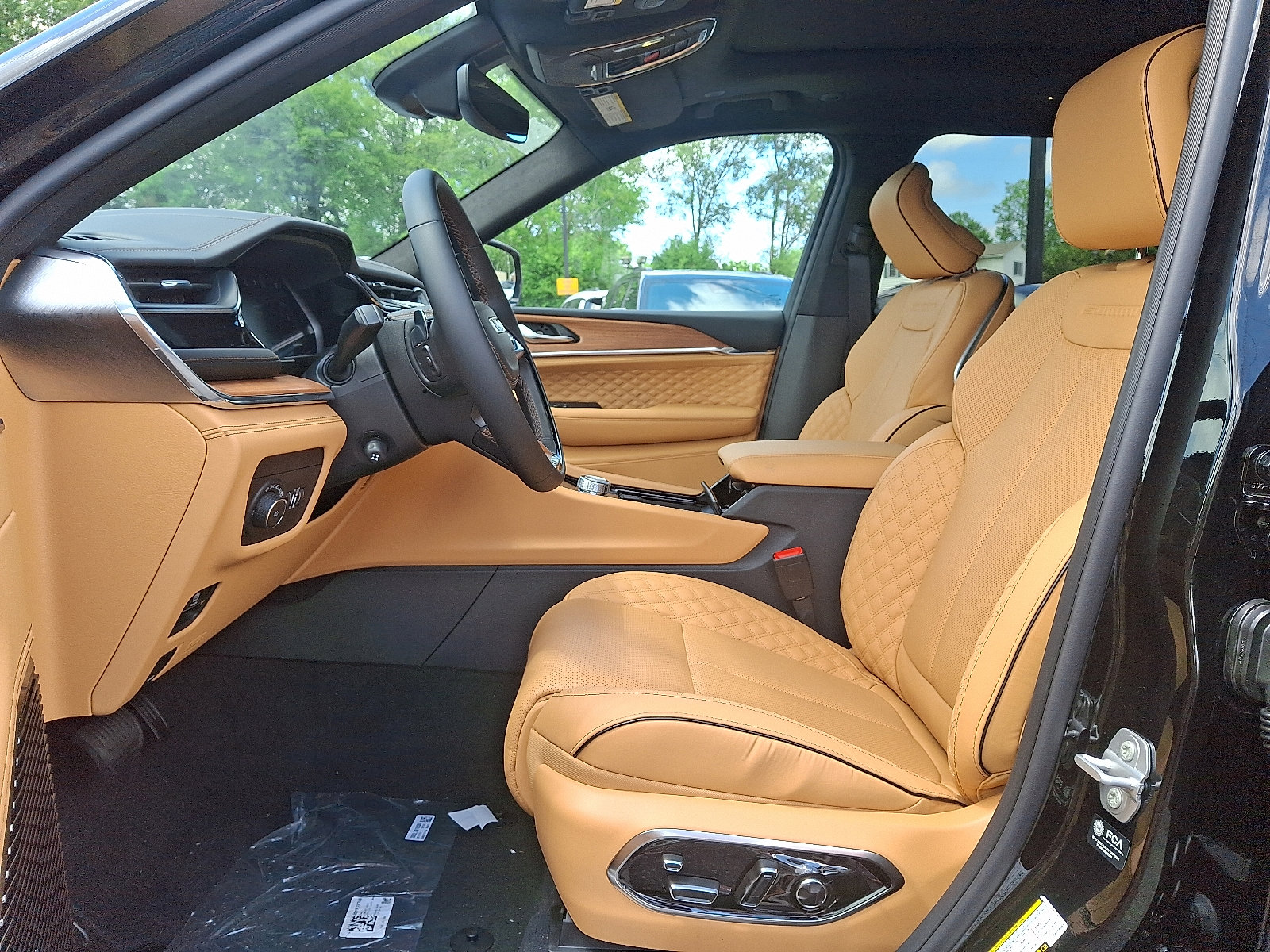 New 2025 Jeep Grand Cherokee L Summit image 8