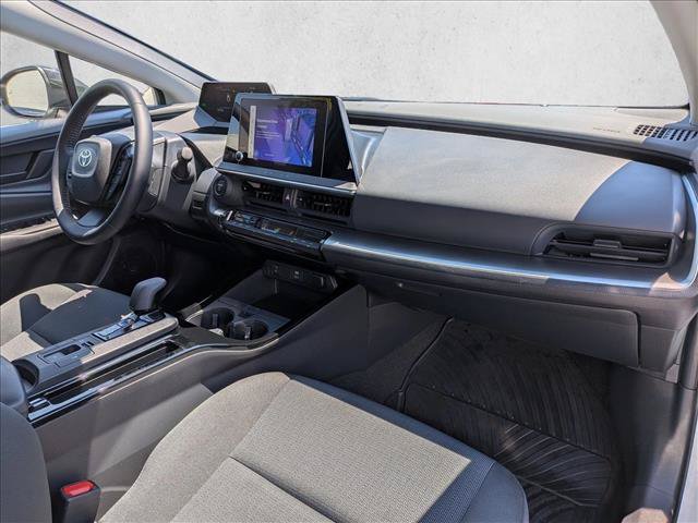 Used 2024 Toyota Prius LE FWD image 20