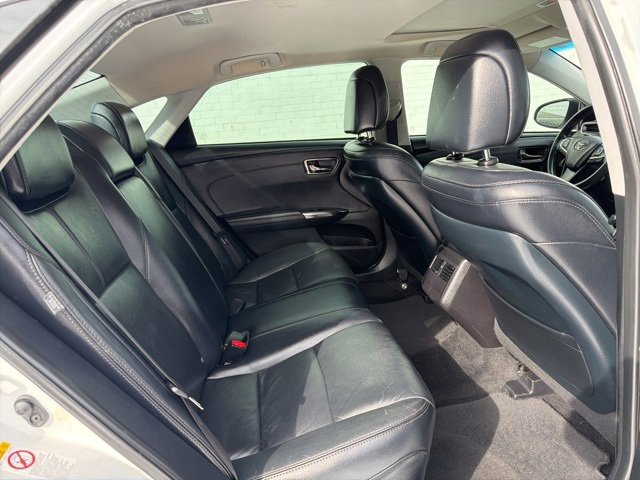 Used 2017 Toyota Avalon Touring w/ Carpet Mat Package image 10