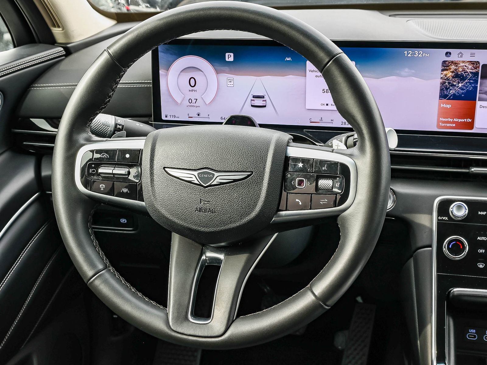 Used 2025 Genesis GV80 2.5T Standard image 16