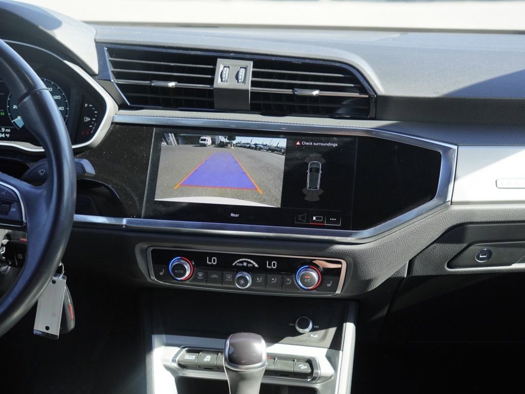 Used 2023 Audi Q3 2.0T Premium image 27