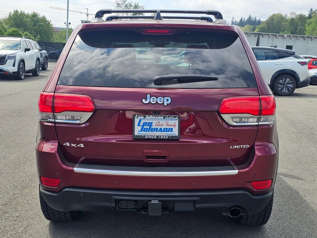 Used 2017 Jeep Grand Cherokee Limited w/ Mopar Chrome Edition Group AWD/4WD image 6