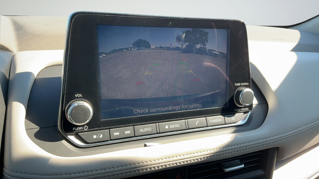 Used 2023 Nissan Rogue SV FWD image 12