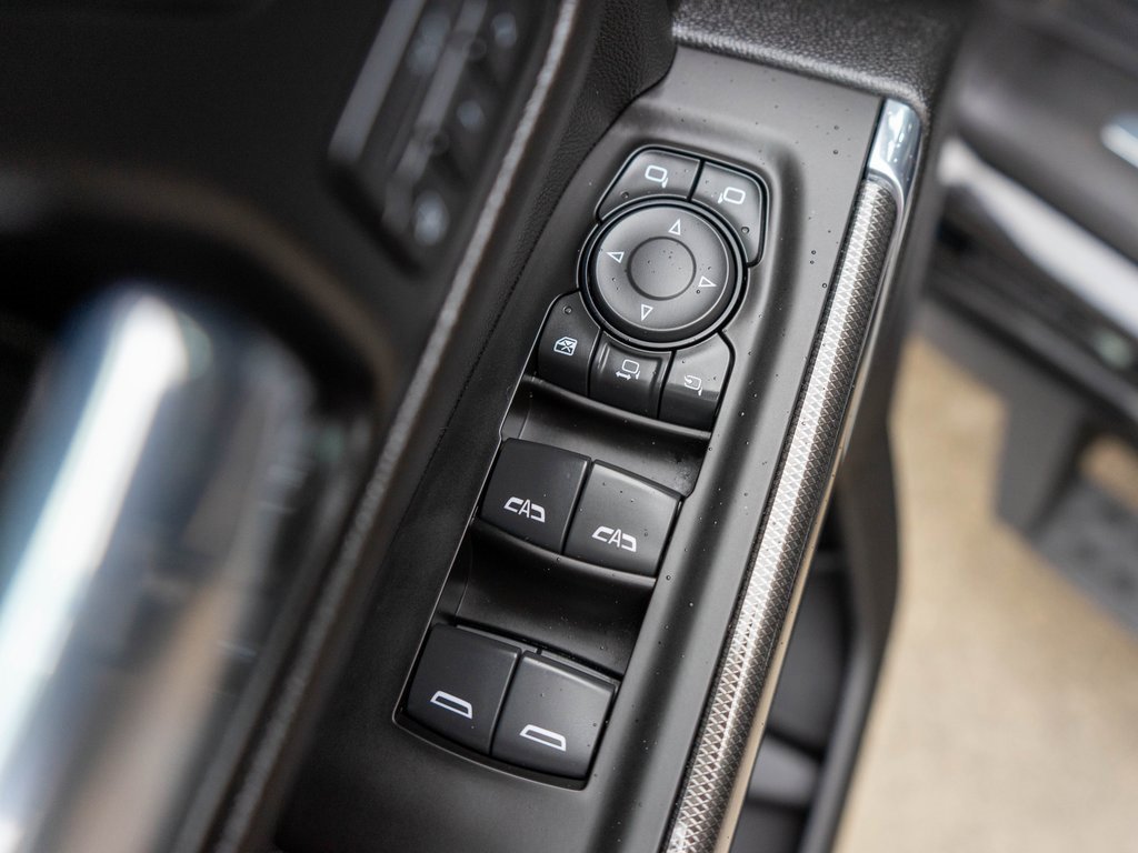 Used 2021 GMC Sierra 2500 AT4 image 18